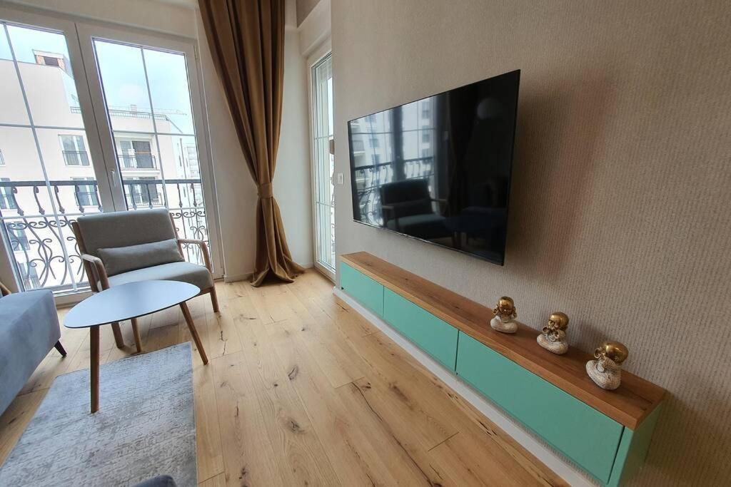 Luxury Green Apartment พริสตีนา ภายนอก รูปภาพ